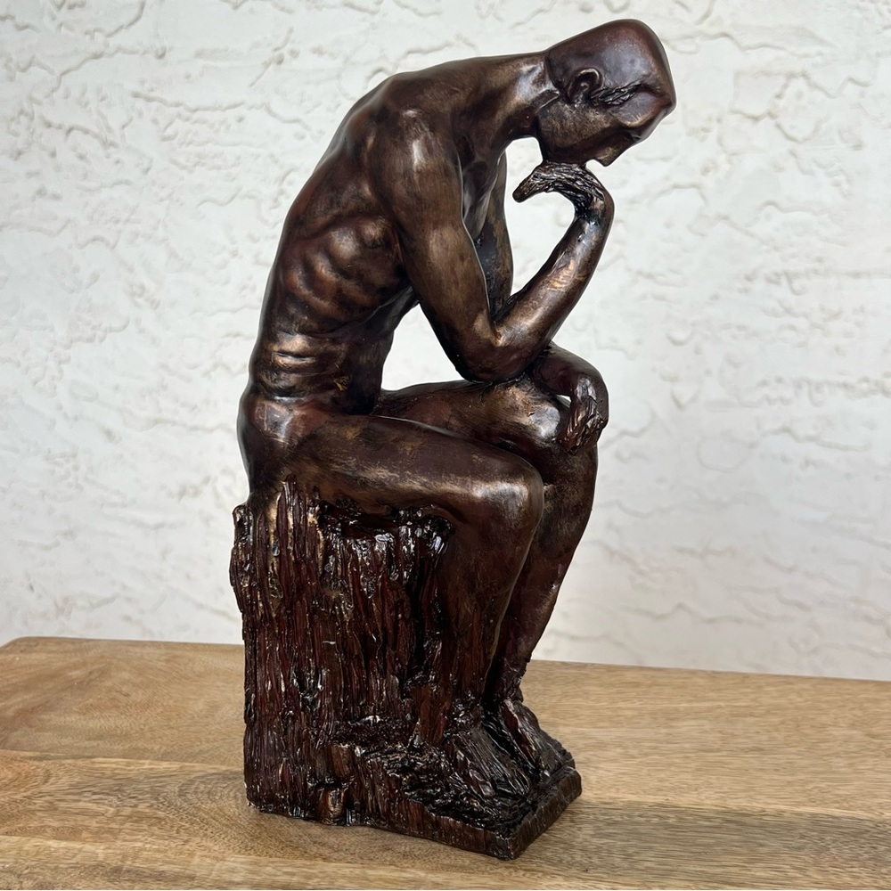 The Thinker Statue